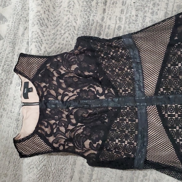 Black and nude overlay lace mini dress L / LG - Picture 3 of 10